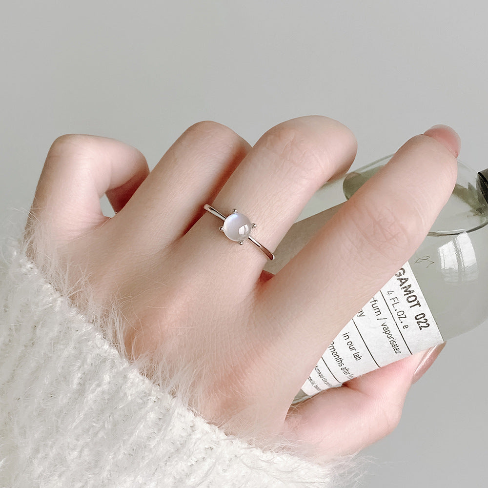 Mondruhe – offener Ring mit Mondstein
