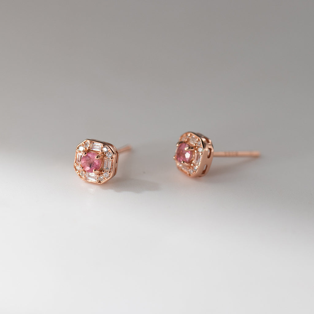 Rosa Rahmen – kleine Ohrstecker