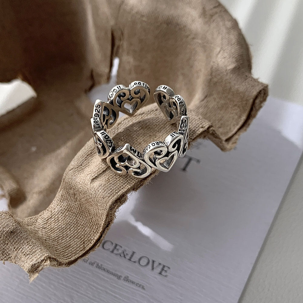 Herzornament – offener Ring in Antikoptik