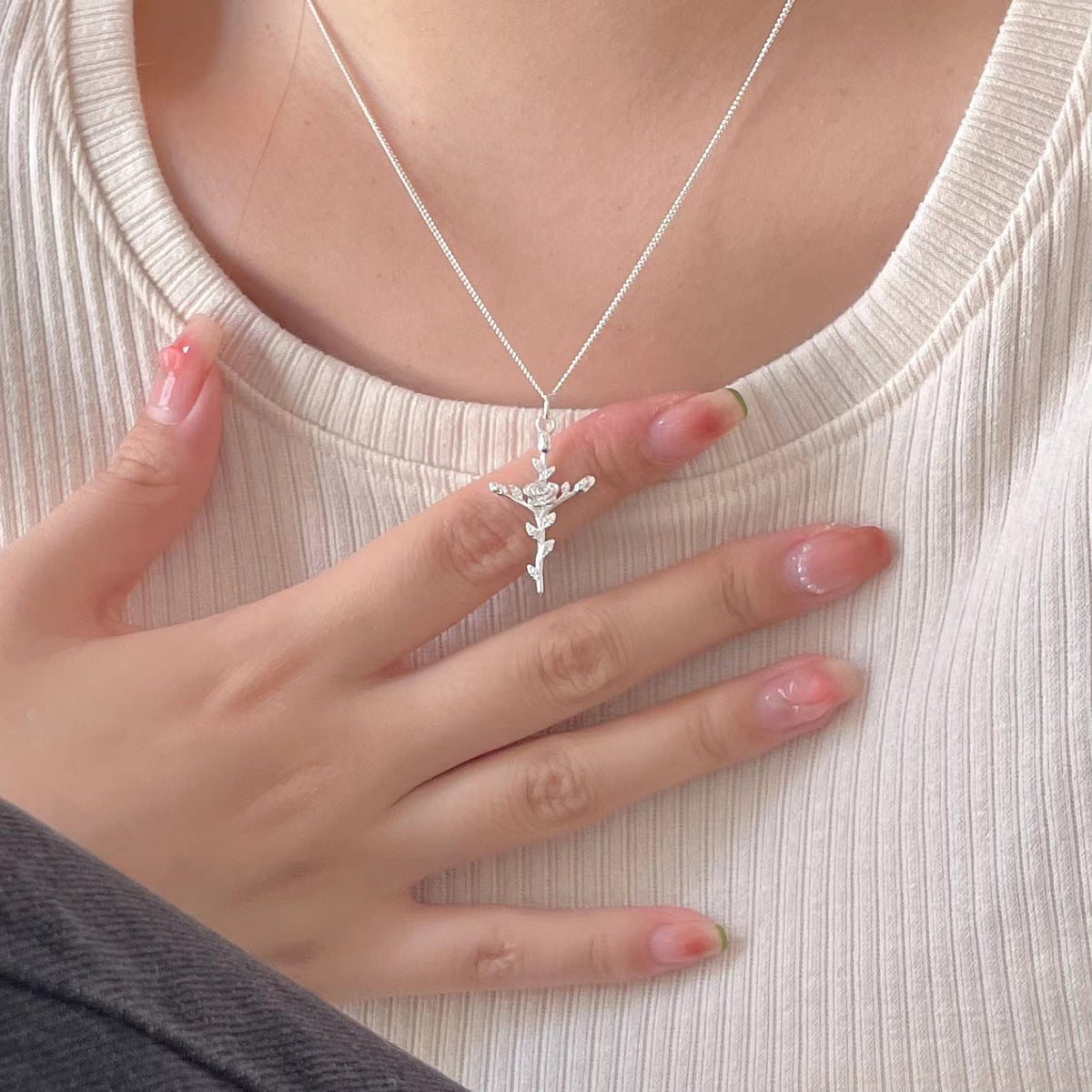 Rosenkreuz – Halskette