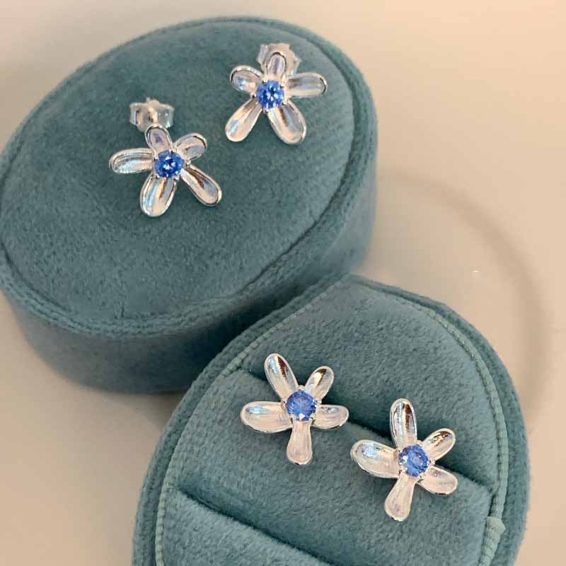 Blaublüte – Ohrstecker mit Zirkonia