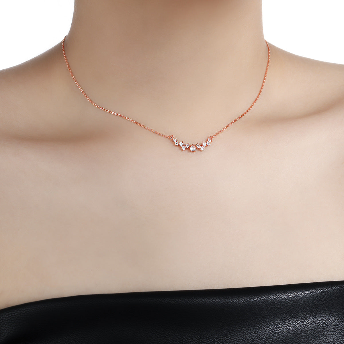 Liora – Filigrane Zirkoniakette