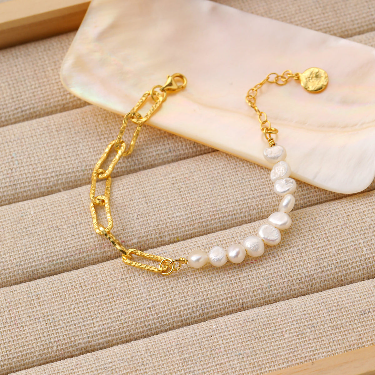 Nerina – Gliederarmband mit Perlen